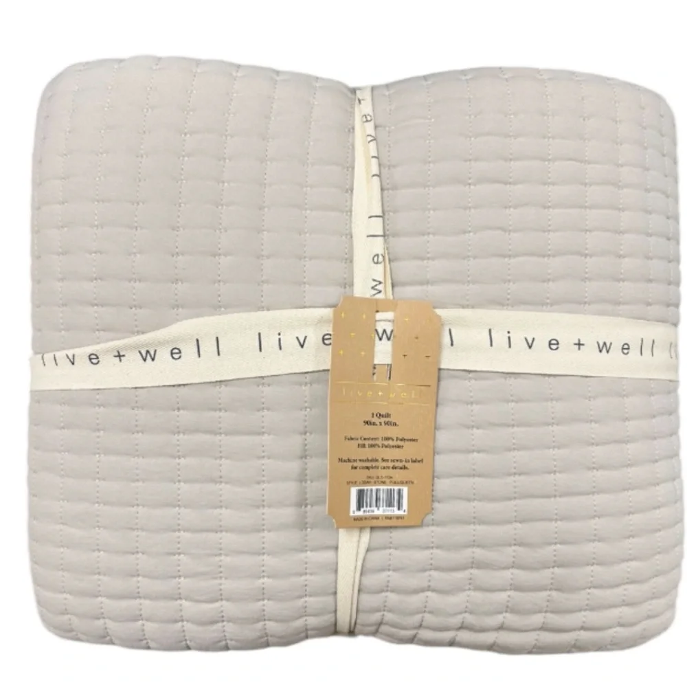 Live Well Stone Tan Full/Queen Quilt 90”x90” NEW with Tags 100% Polyester